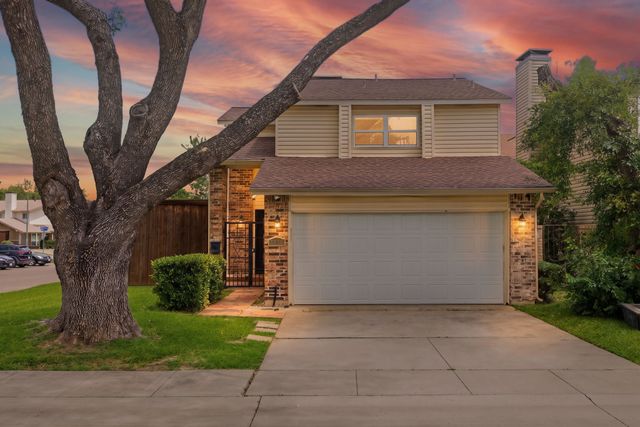 2651 Via Ventura Circle, Carrollton, TX 75006