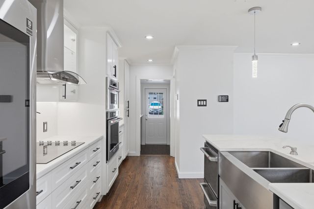 2651 Via Ventura Circle, Carrollton, TX 75006