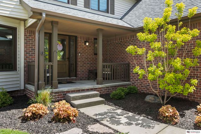 4718 Birch Creek Drive, Lincoln, NE 68516