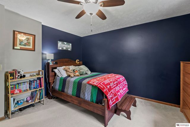 4718 Birch Creek Drive, Lincoln, NE 68516