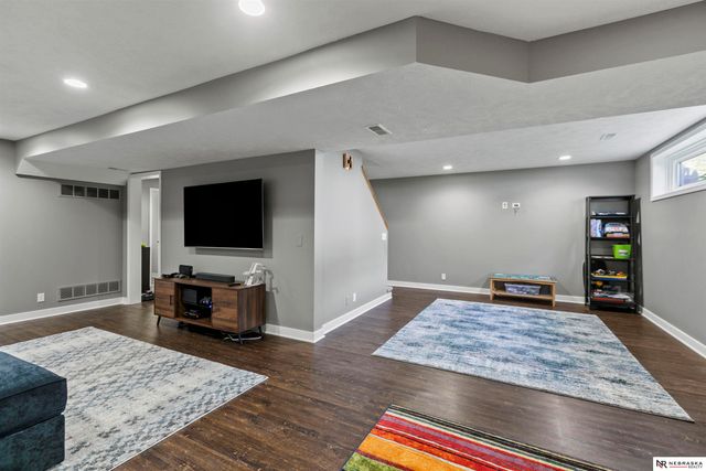 4718 Birch Creek Drive, Lincoln, NE 68516