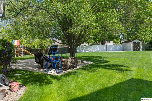 4718 Birch Creek Drive, Lincoln, NE 68516