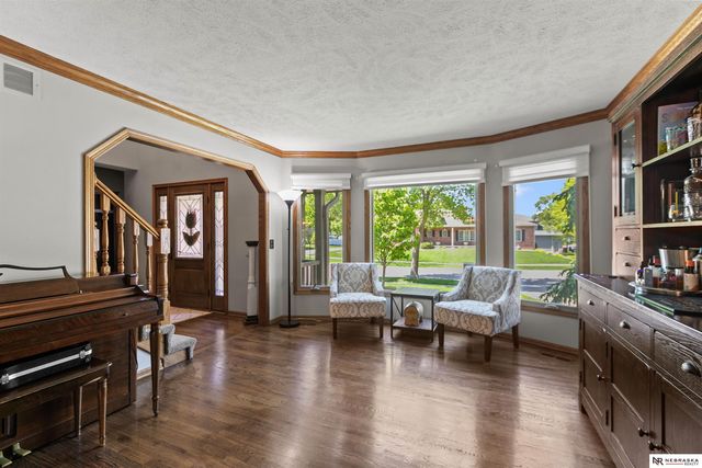 4718 Birch Creek Drive, Lincoln, NE 68516