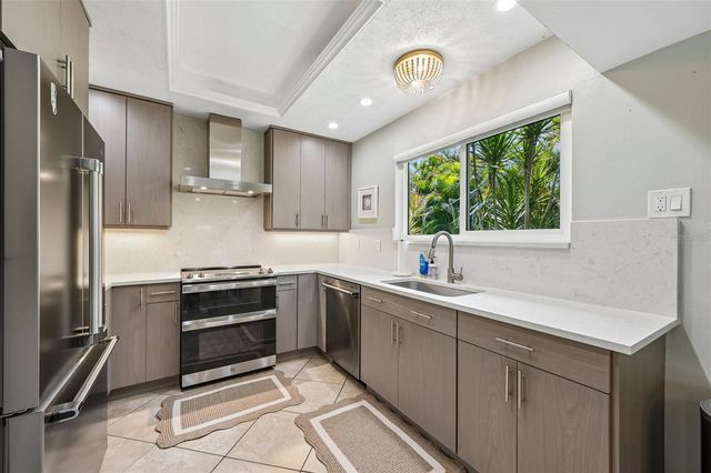 4712 GLENBROOKE DRIVE, Sarasota, FL 34243