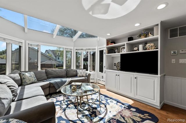 2009 Northwood Boulevard, Royal Oak, MI 48073