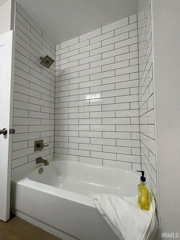 1917 E Mulberry Street, Evansville, IN 47714