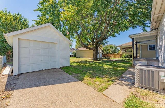 1917 E Mulberry Street, Evansville, IN 47714