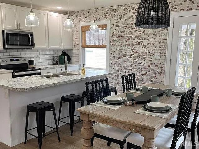 1917 E Mulberry Street, Evansville, IN 47714