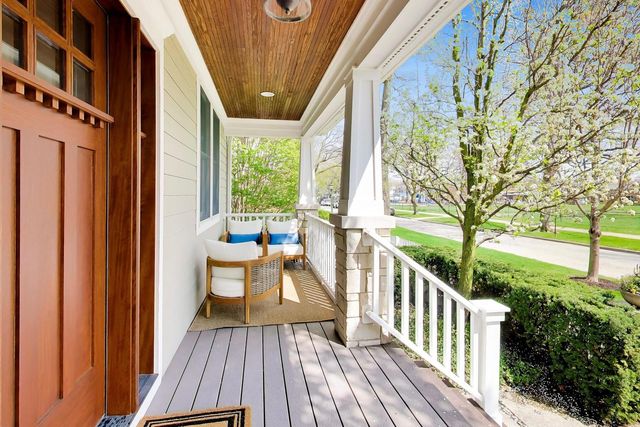 1501 CENTRAL Avenue, Wilmette, IL 60091
