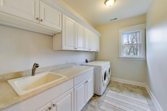 1501 CENTRAL Avenue, Wilmette, IL 60091