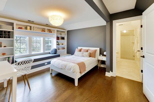 1501 CENTRAL Avenue, Wilmette, IL 60091
