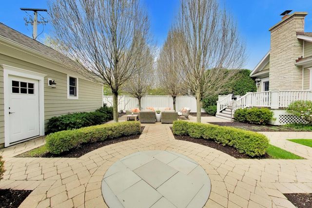 1501 CENTRAL Avenue, Wilmette, IL 60091