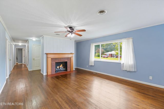 2140 Old Niles Ferry Rd, Maryville, TN 37803