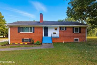 2140 Old Niles Ferry Rd, Maryville, TN 37803
