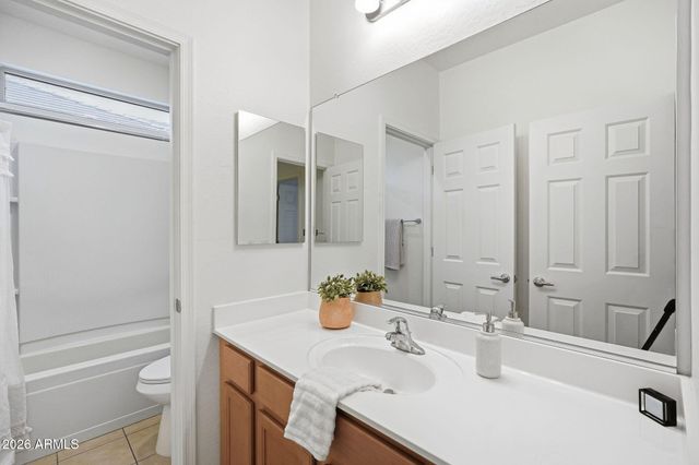 8106 S 42ND Avenue, Laveen, AZ 85339