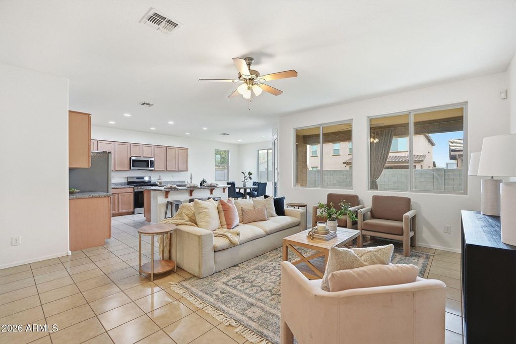 8106 S 42ND Avenue, Laveen, AZ 85339