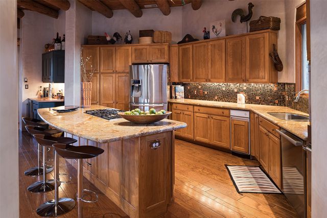 18 Daisy Circle, Santa Fe, NM 87506