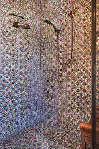 18 Daisy Circle, Santa Fe, NM 87506