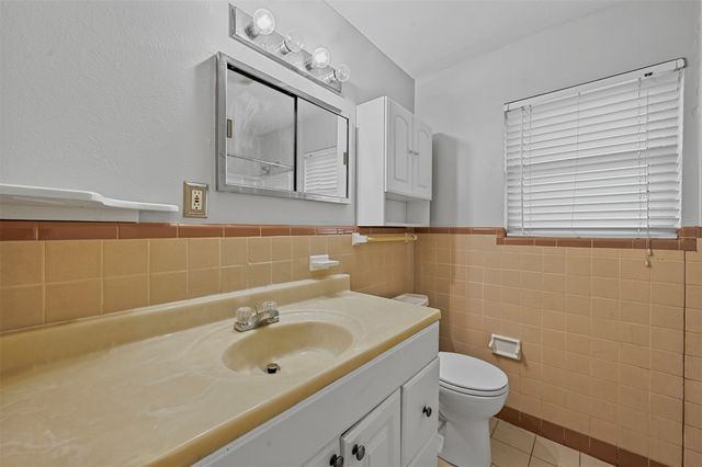 6209 Shadydell Drive, Fort Worth, TX 76135