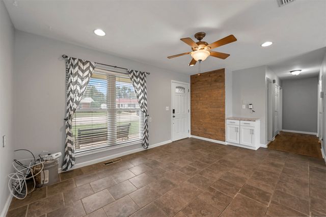 6209 Shadydell Drive, Fort Worth, TX 76135