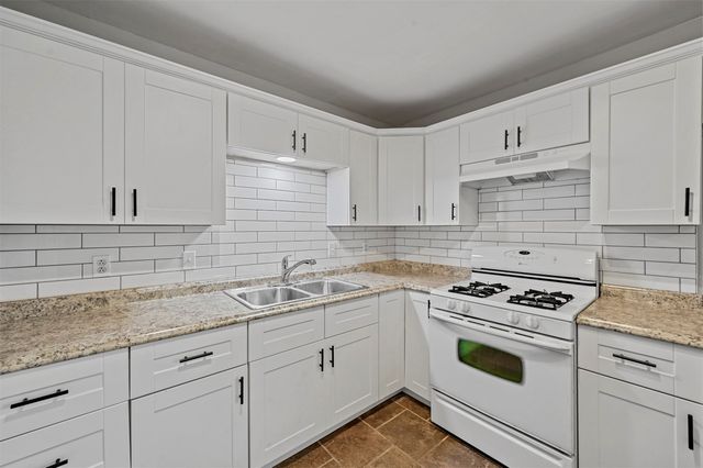6209 Shadydell Drive, Fort Worth, TX 76135