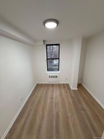 42-26 81st Street 2J, Elmhurst, NY 11373