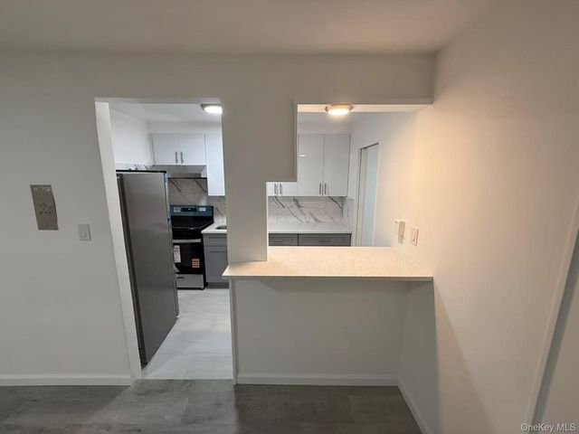 42-26 81st Street 2J, Elmhurst, NY 11373