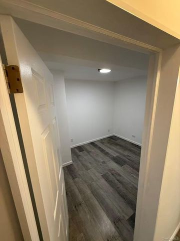 42-26 81st Street 2J, Elmhurst, NY 11373