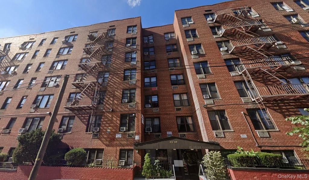 42-26 81st Street 2J, Elmhurst, NY 11373