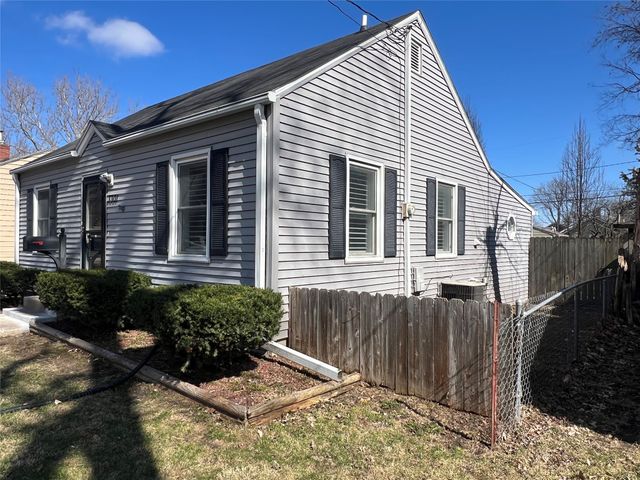 3301 Amherst Street, Des Moines, IA 50313