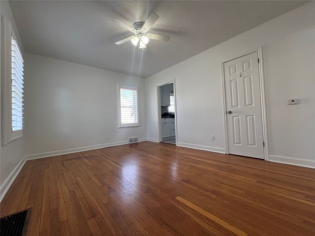 3301 Amherst Street, Des Moines, IA 50313