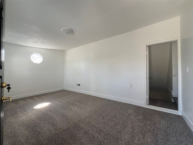 3301 Amherst Street, Des Moines, IA 50313