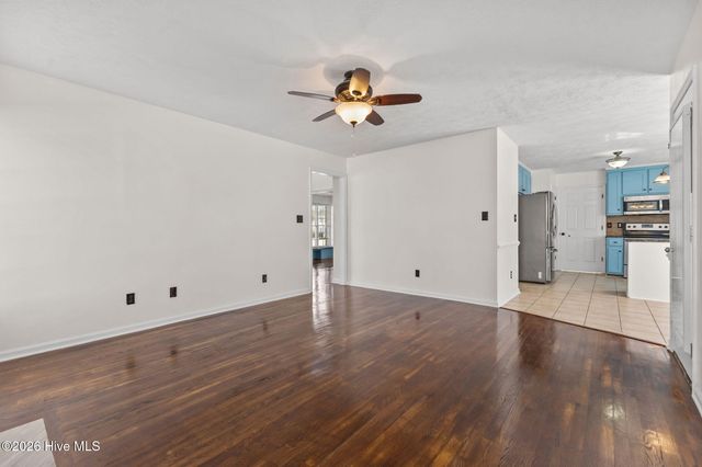 6724 Jacobs Creek Circle, Fayetteville, NC 28306