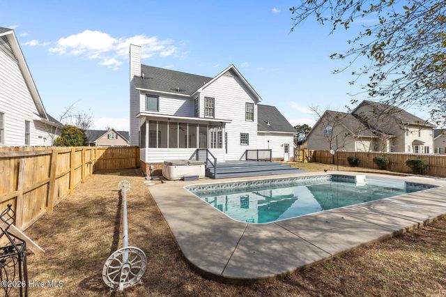 6724 Jacobs Creek Circle, Fayetteville, NC 28306