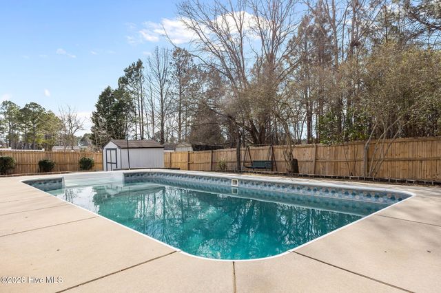 6724 Jacobs Creek Circle, Fayetteville, NC 28306