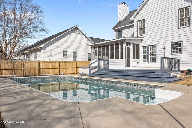 6724 Jacobs Creek Circle, Fayetteville, NC 28306