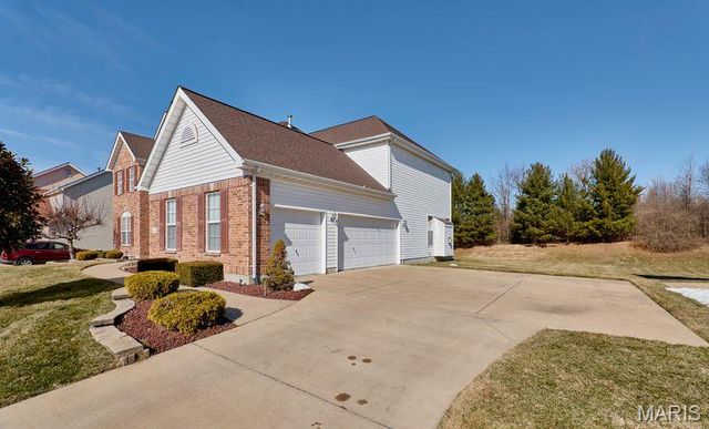 4049 Portland Ridge Drive, Florissant, MO 63034