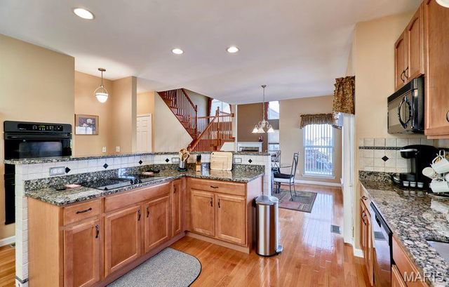 4049 Portland Ridge Drive, Florissant, MO 63034