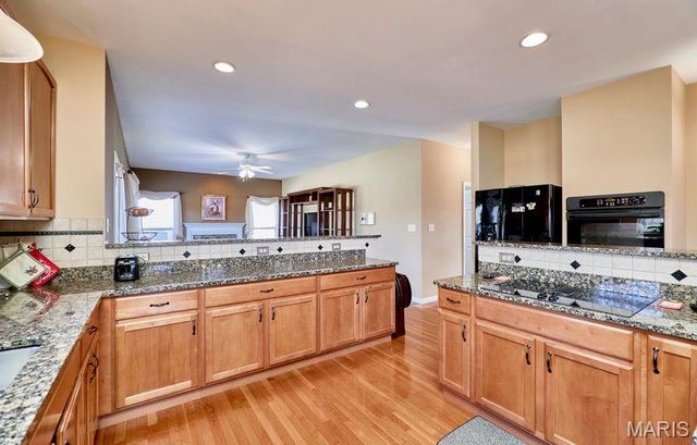 4049 Portland Ridge Drive, Florissant, MO 63034