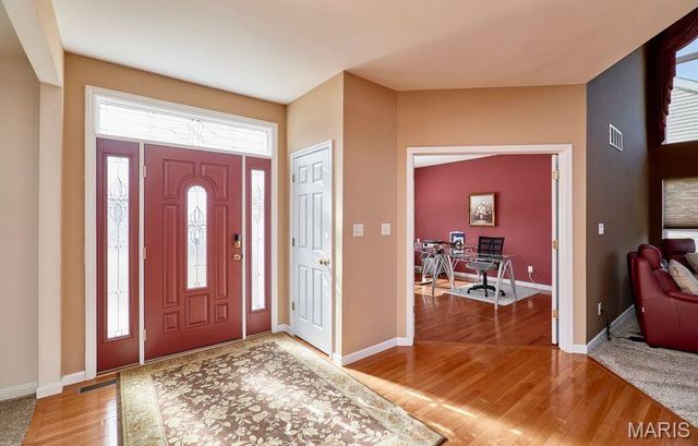 4049 Portland Ridge Drive, Florissant, MO 63034