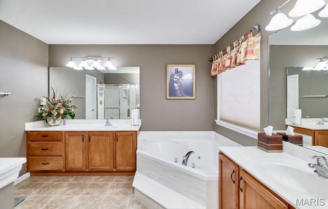 4049 Portland Ridge Drive, Florissant, MO 63034