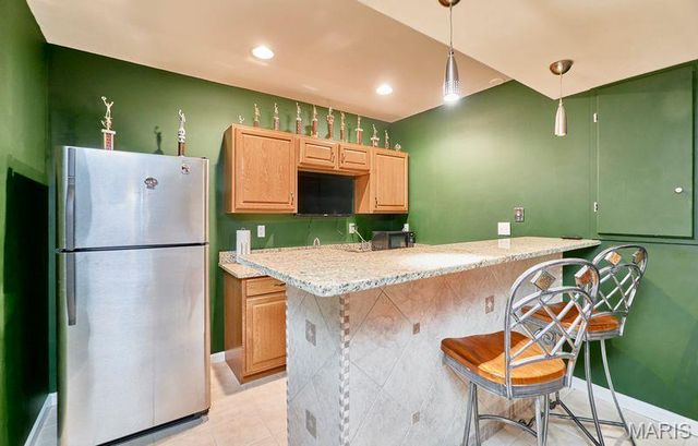 4049 Portland Ridge Drive, Florissant, MO 63034