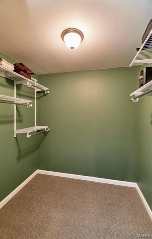 4049 Portland Ridge Drive, Florissant, MO 63034