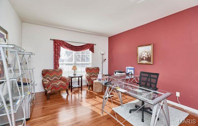 4049 Portland Ridge Drive, Florissant, MO 63034