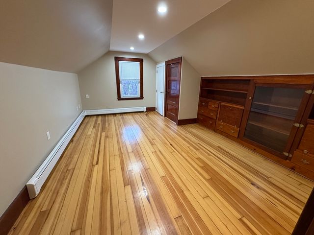 68 Aldrich 2, Boston, MA 02131