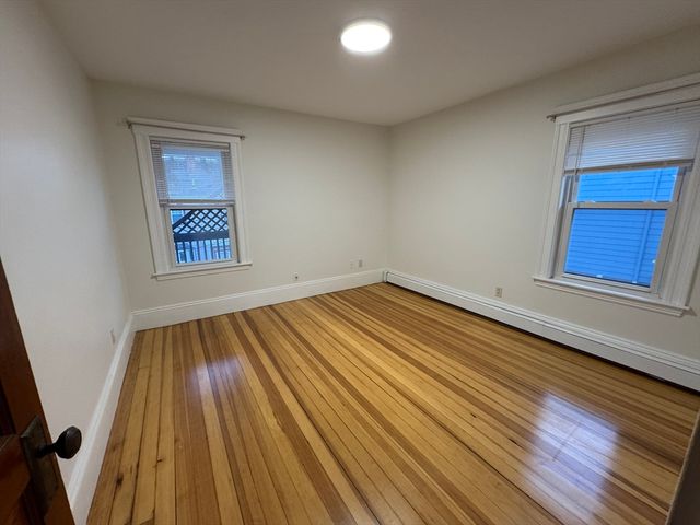 68 Aldrich 2, Boston, MA 02131