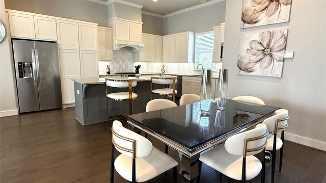 10906 Brookeshire Chase Lane Lane, Houston, TX 77043