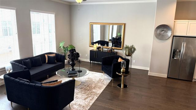 10906 Brookeshire Chase Lane Lane, Houston, TX 77043