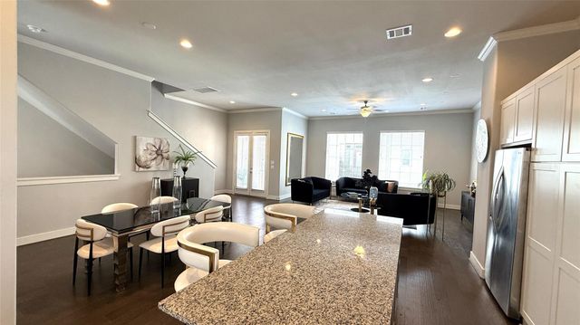 10906 Brookeshire Chase Lane Lane, Houston, TX 77043