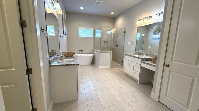 10906 Brookeshire Chase Lane Lane, Houston, TX 77043